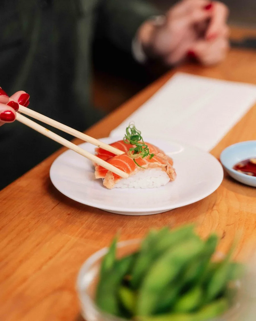 Nigiri Sake